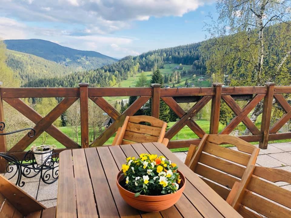 Penzion Alenka Špindlerŭv Mlýn Buitenkant foto